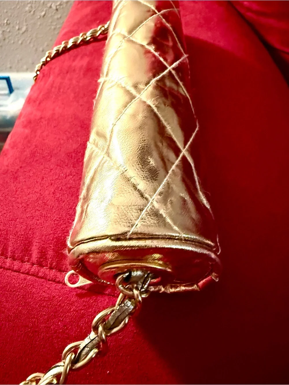 Gold Quilted Chain-Strap Crossbody Bag - Women's Metallic Shoulder Purse